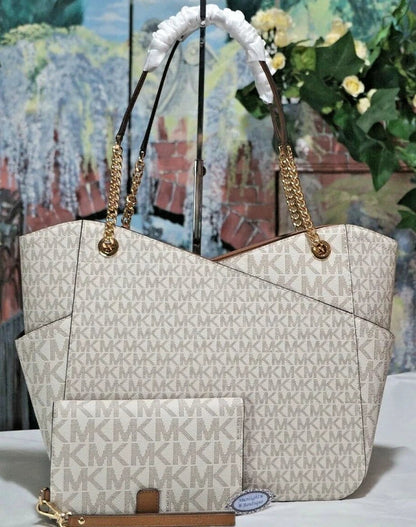Michael Kors Voyager Medium Tote Bag