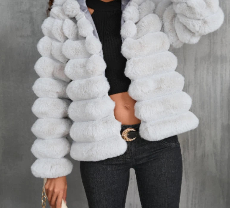 New Women's Faux Fur Short Coat Slim Fit Thick Jacket Winter Warm Outerwear