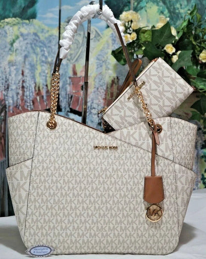 Michael Kors Voyager Medium Tote Bag